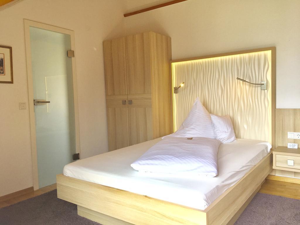 Iris Am See Garni Radolfzell am Bodensee Exterior foto